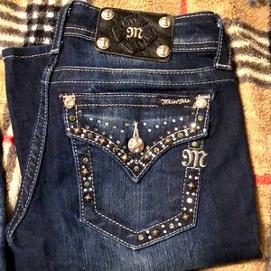 NWOT Miss Me Jeans size 27 Inseam 31 Dark Blue